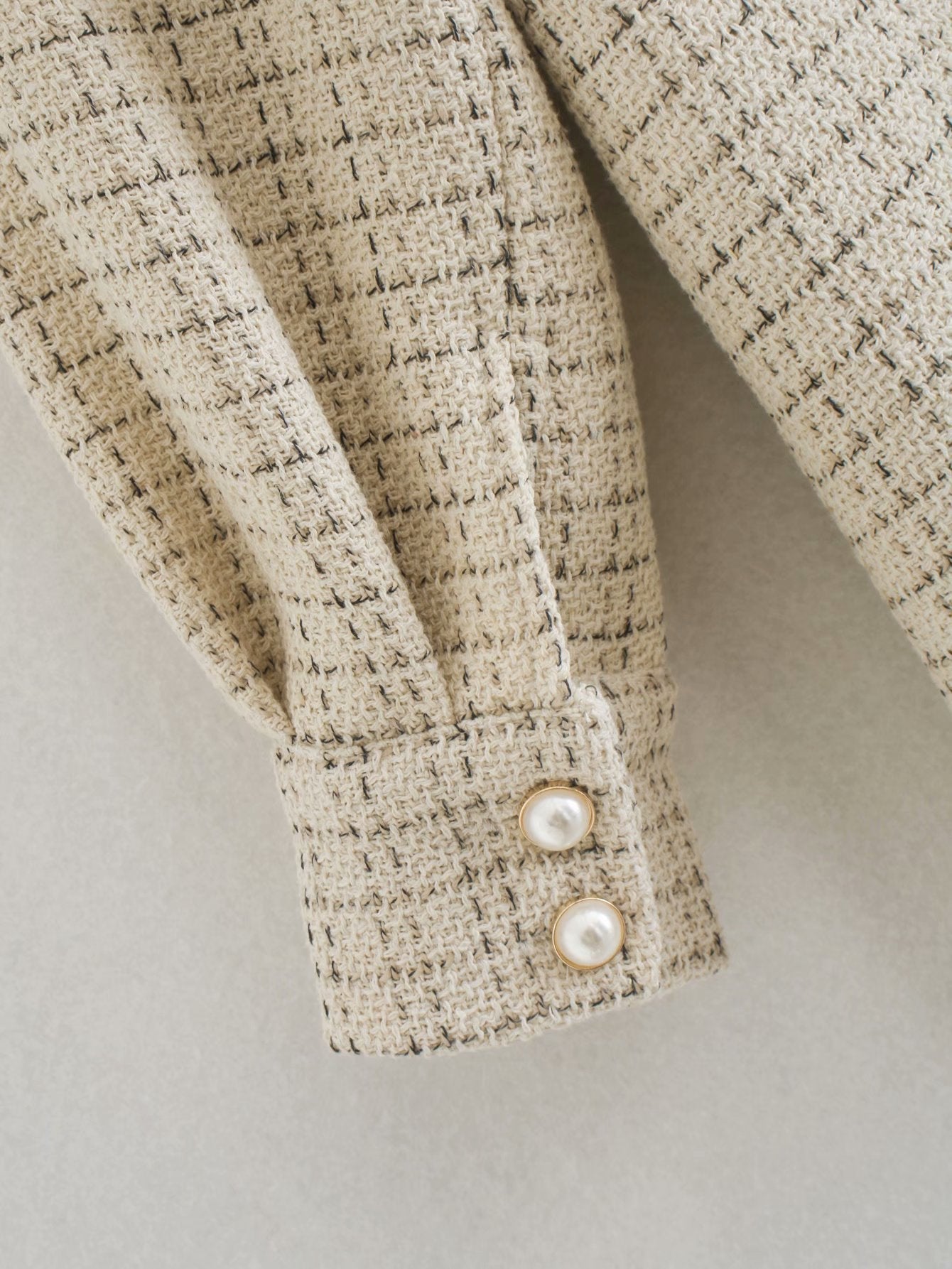 Manteau Élégance Perle - Veste pour femmes avec boutons décoratifs en perles