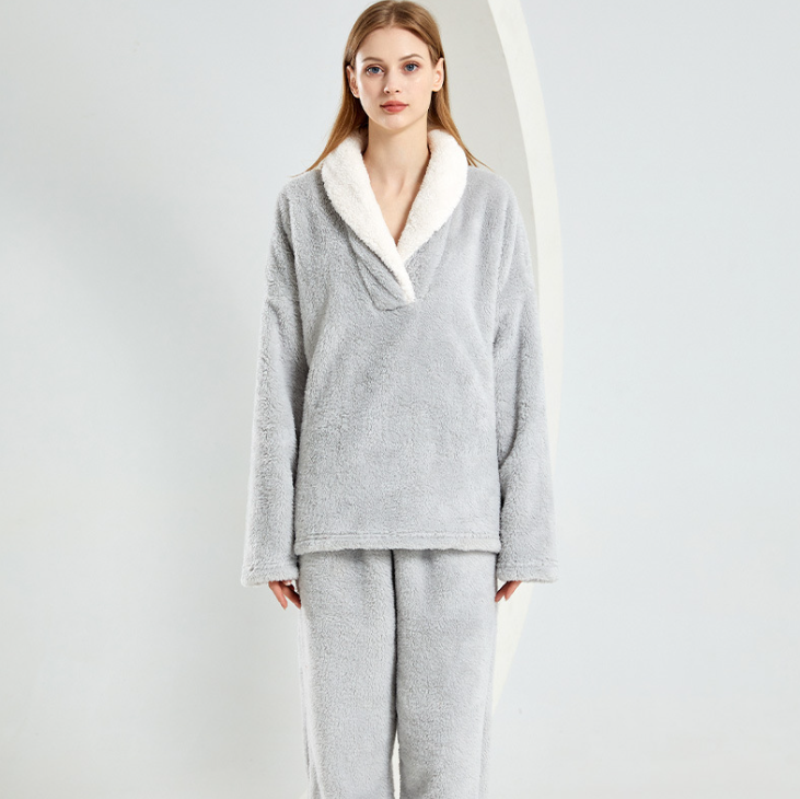 Ensemble Pyjama Polaire Luxe de Nuit – Douceur Épaisse