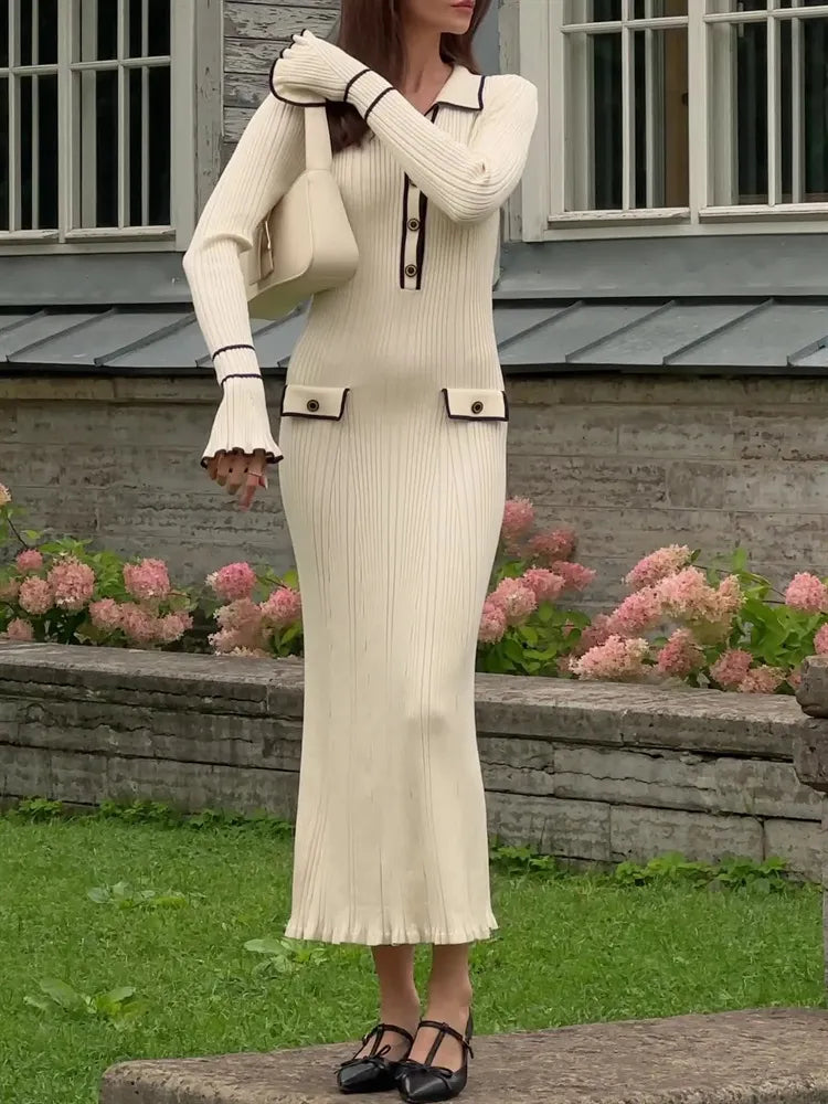 Sophie - Élégante robe en tricot avec volants raffinés