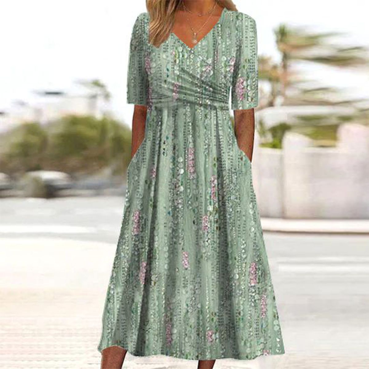 Ravissante Robe Midi Verte à Motif Botanique sur le Flanc