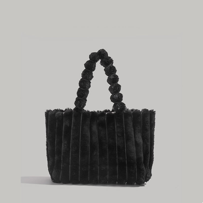 Sac de Transport Luxe en Peluche CloudPuff, Confort et Élégance pour Vos Accessoires