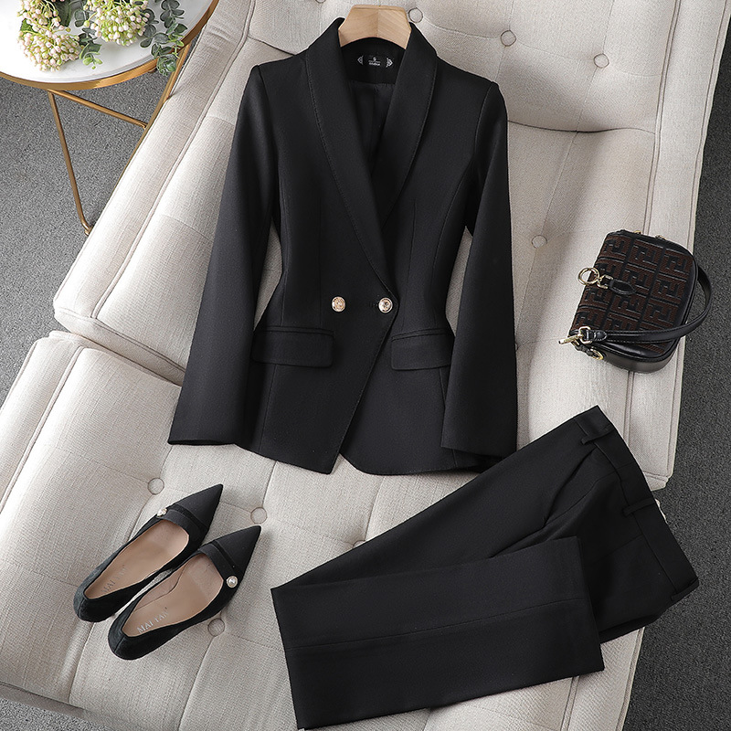 Ensemble Tailleur Élégance - Blazer et Pantalon Chic