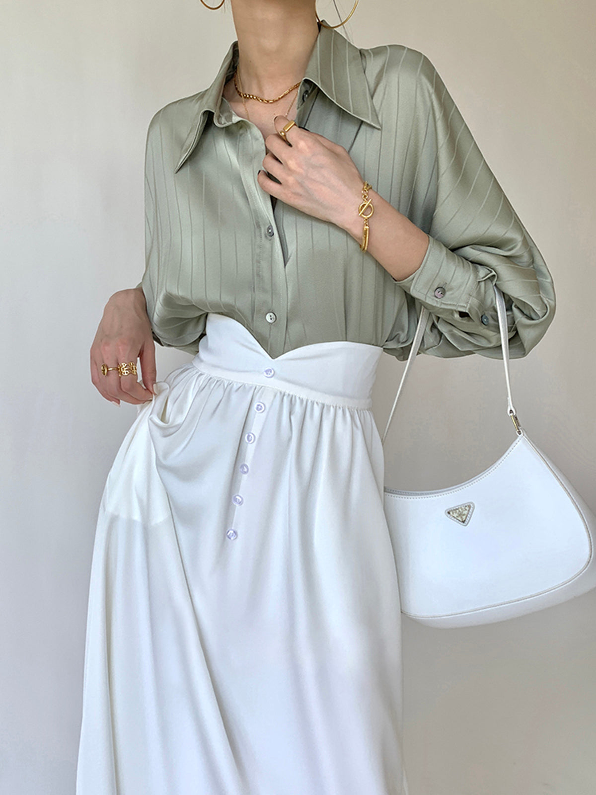 Eloise - Chemise élégante à col haut et boutons, coupe oversize