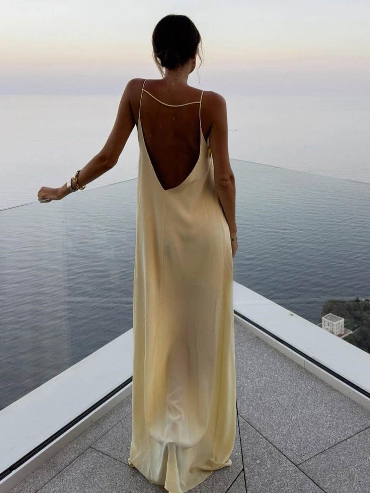 Elyse - Robe Élégante à Bretelles Fines