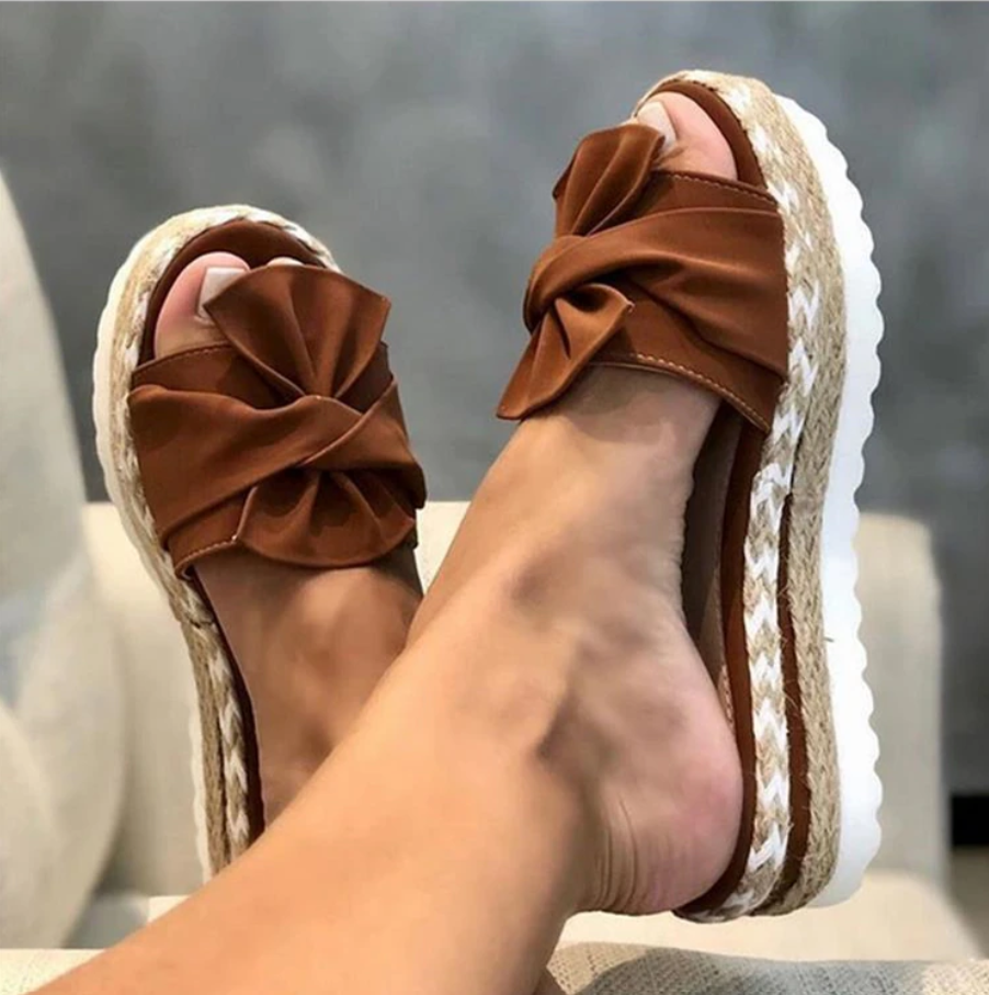 Sandales Orthopédiques Luxe à Nœuds - Confort Élégant pour Pieds Sensibles