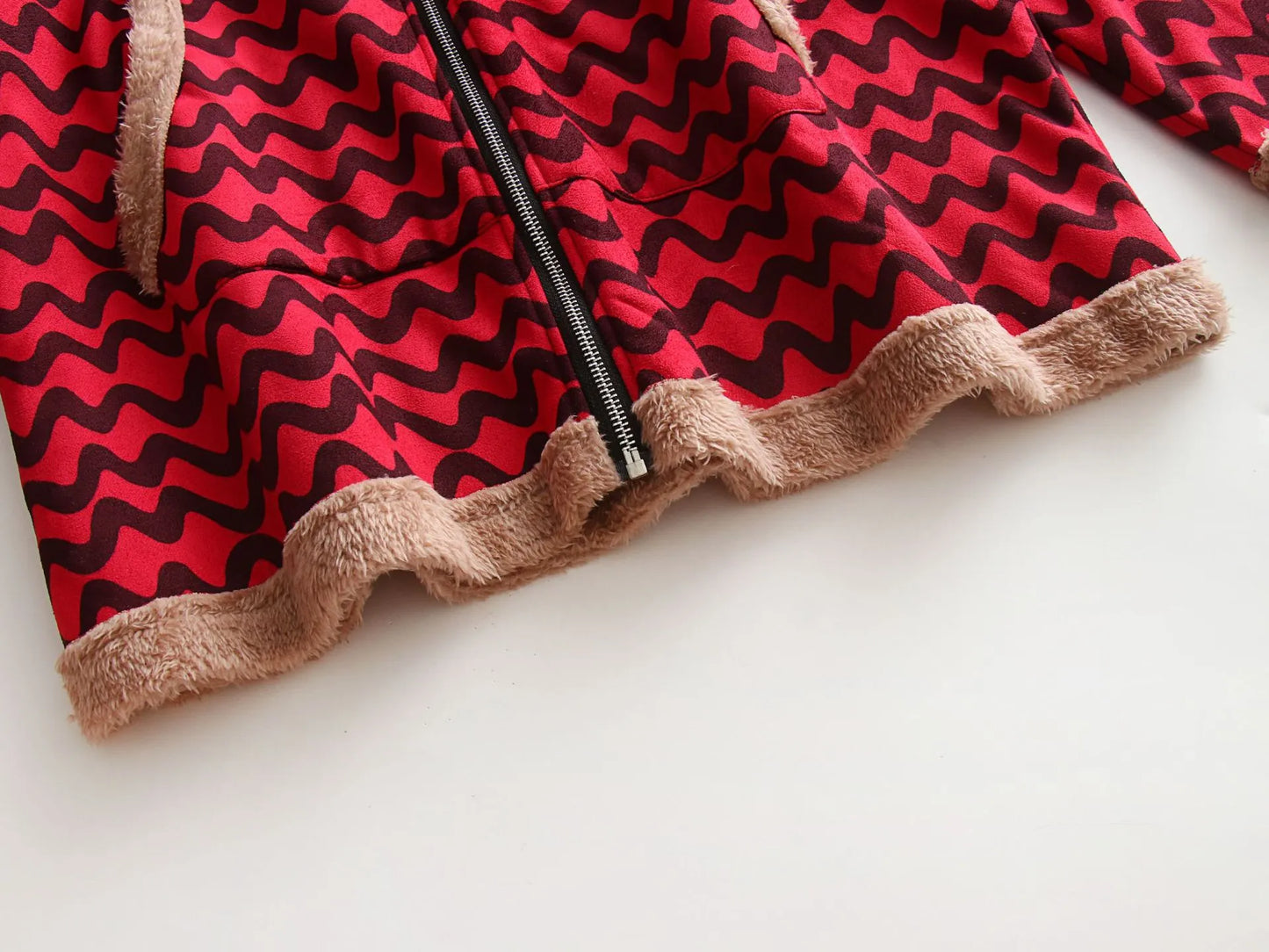 Manteau Élégant à Capuche Doublé en Fleece - Modèle Parisien