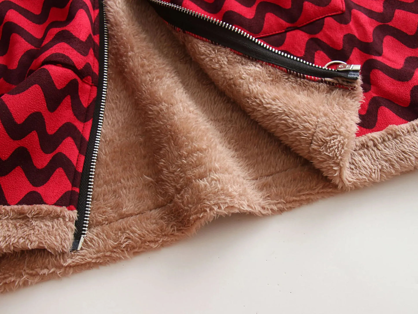 Manteau Élégant à Capuche Doublé en Fleece - Modèle Parisien