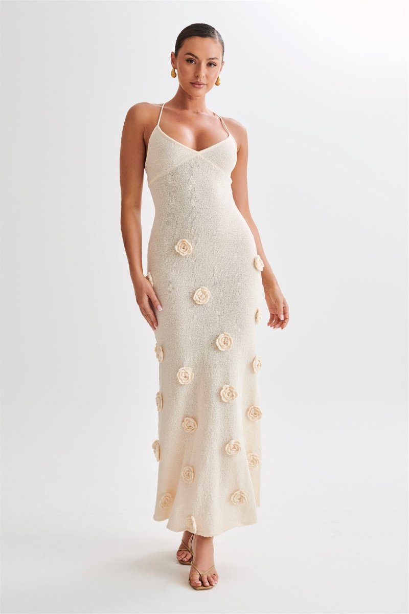Robe Élégance Fleurie Longue en Maille à Col V