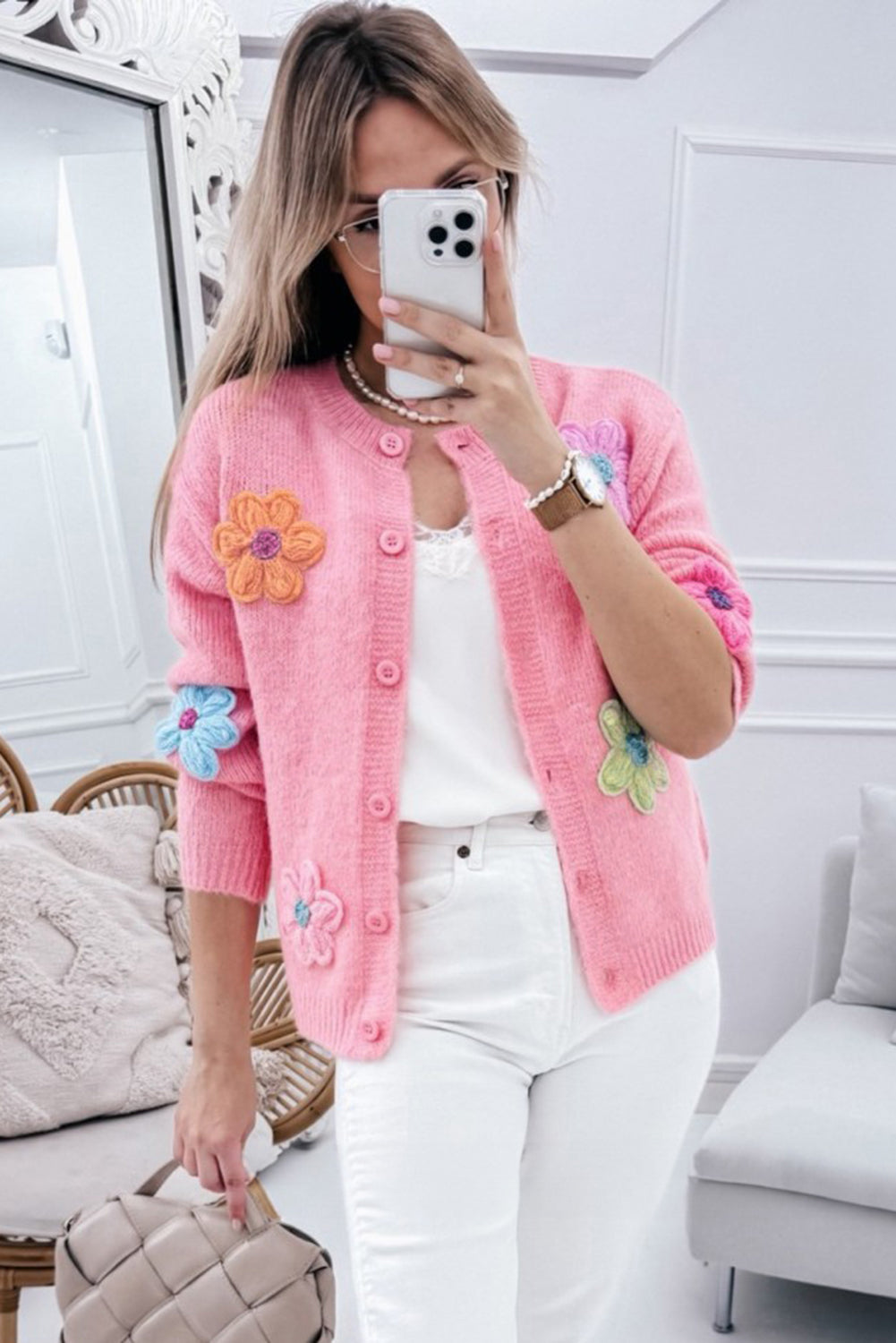 Élodie - Cardigan Tricoté Floral Chic avec Boutons
