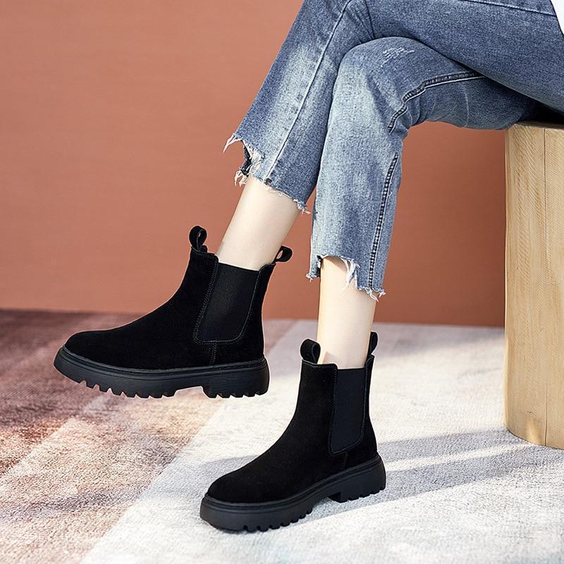 Velours Chic - Bottines en daim à tige élastiquée pour femmes