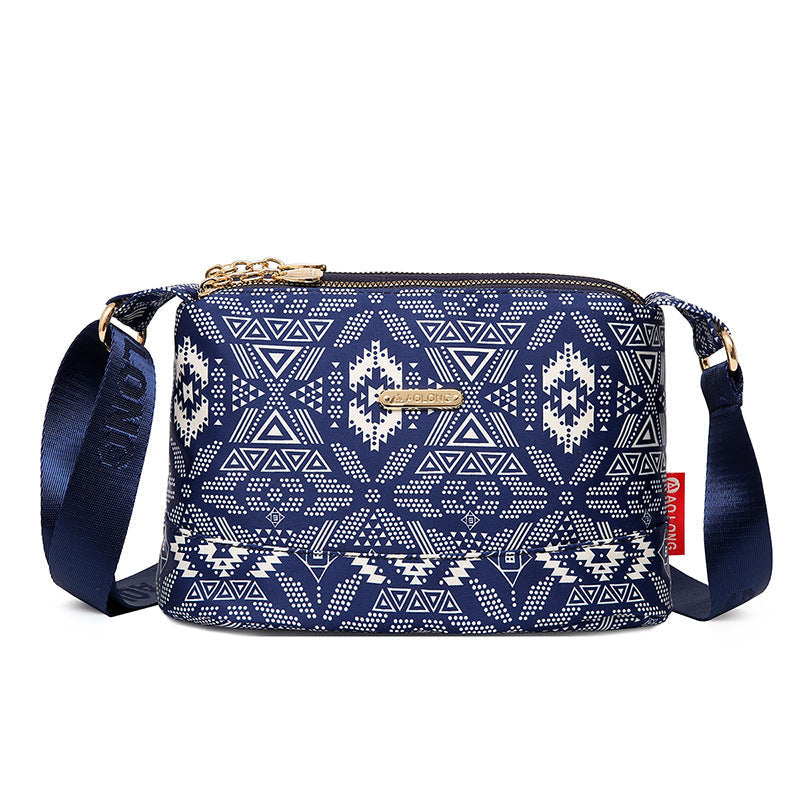 Sac à bandoulière chic en cuir avec multiples poches pour femme, design élégant et pratique