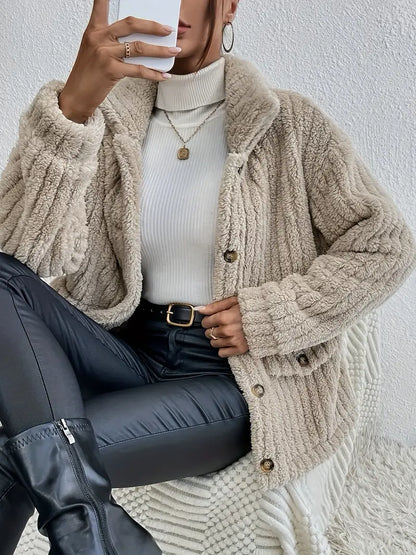 Manteau en cuir véritable pour femme, design élégant et sophistiqué