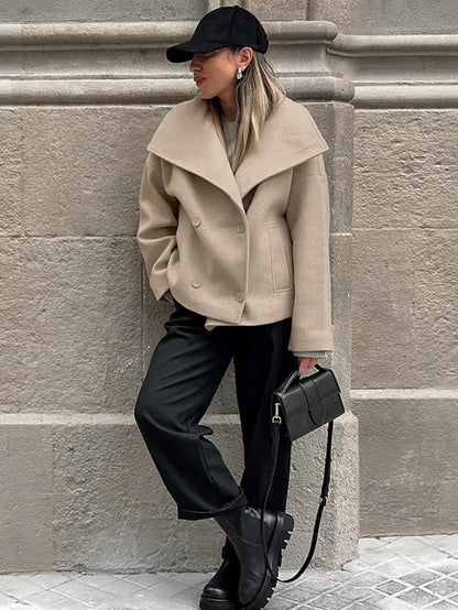Manteau Élégance – Veste Longue à Manches Pleines en Couleur Unie