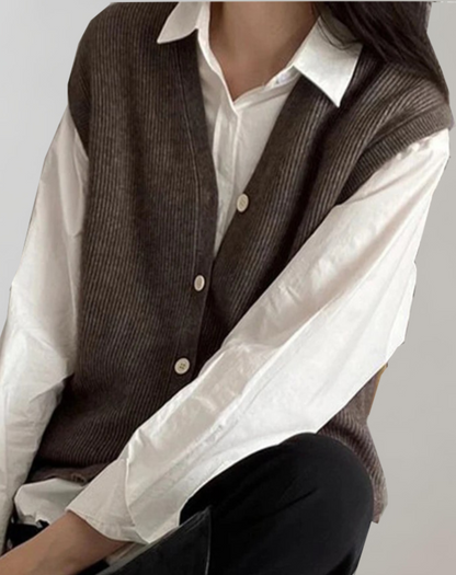 LuxeTricot - Cardigan en maille raffinée avec détail boutonné