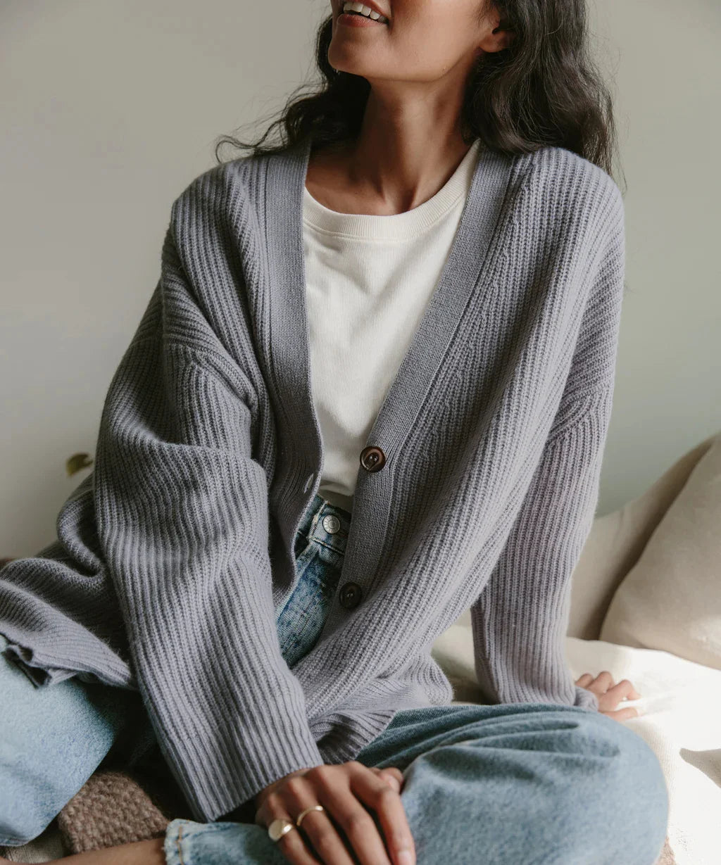 Lumineux Cardigan Élégant à Col V
