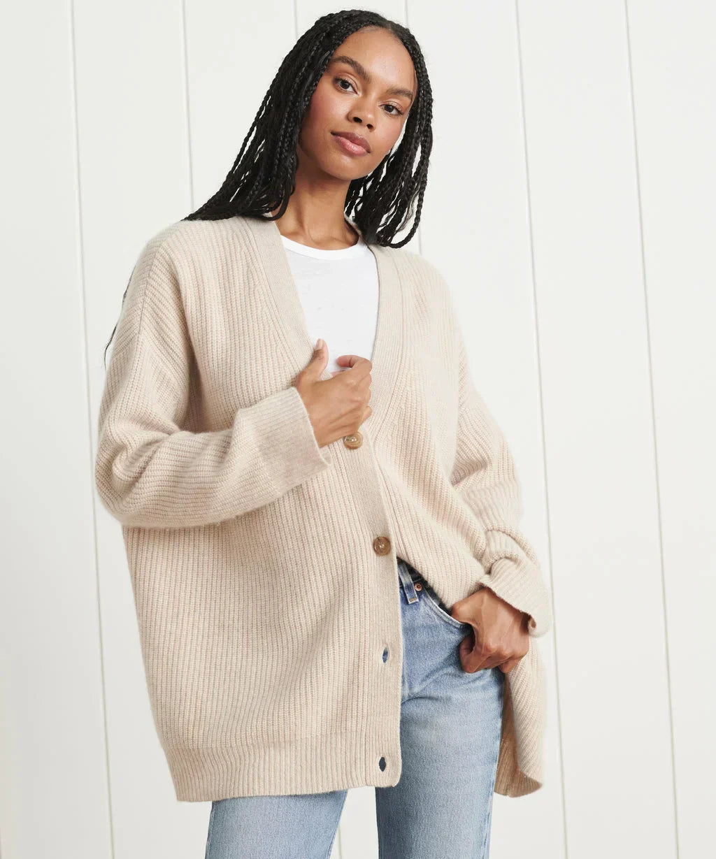 Lumineux Cardigan Élégant à Col V