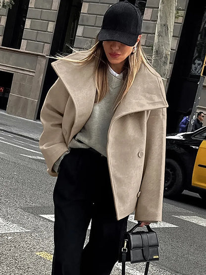 Manteau Élégance – Veste Longue à Manches Pleines en Couleur Unie