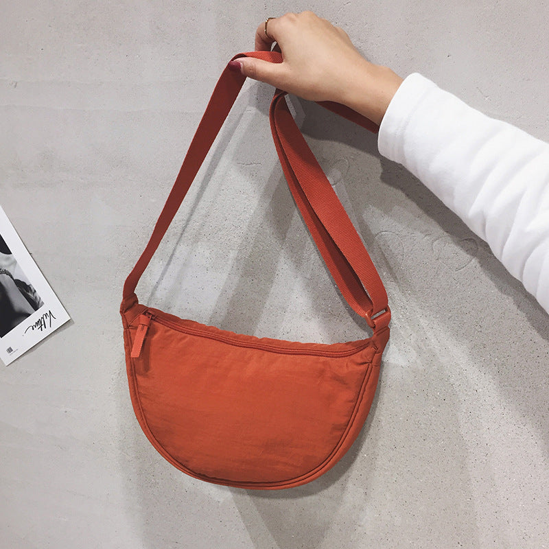 Sac à bandoulière élégance féminine en cuir premium