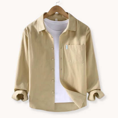 Chemise élégante en coton pour homme au style intemporel et sophistiqué