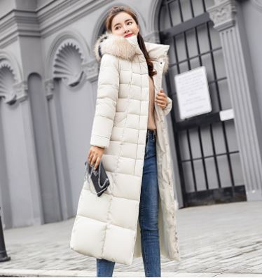 Manteau Élégance Parisienne Longue avec Col en Fourrure