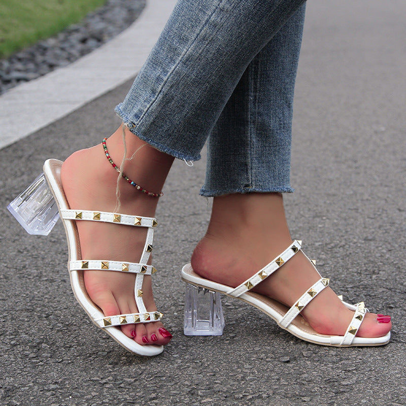 Élégance Parisienne - Escarpins à talons aiguilles tendance