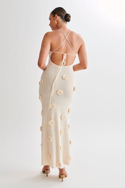 Robe Élégance Fleurie Longue en Maille à Col V
