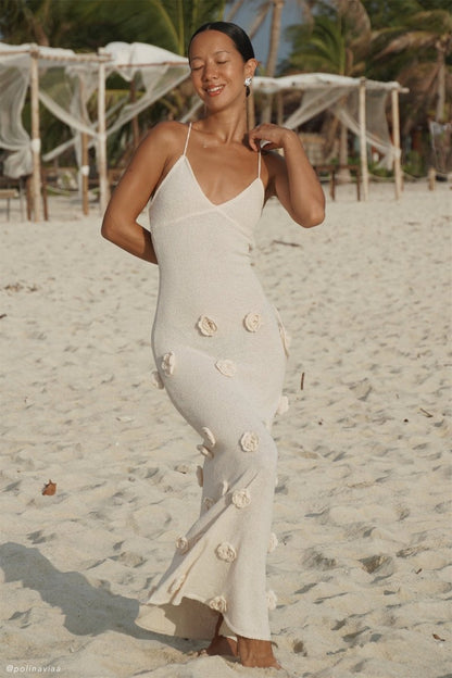 Robe Élégance Fleurie Longue en Maille à Col V